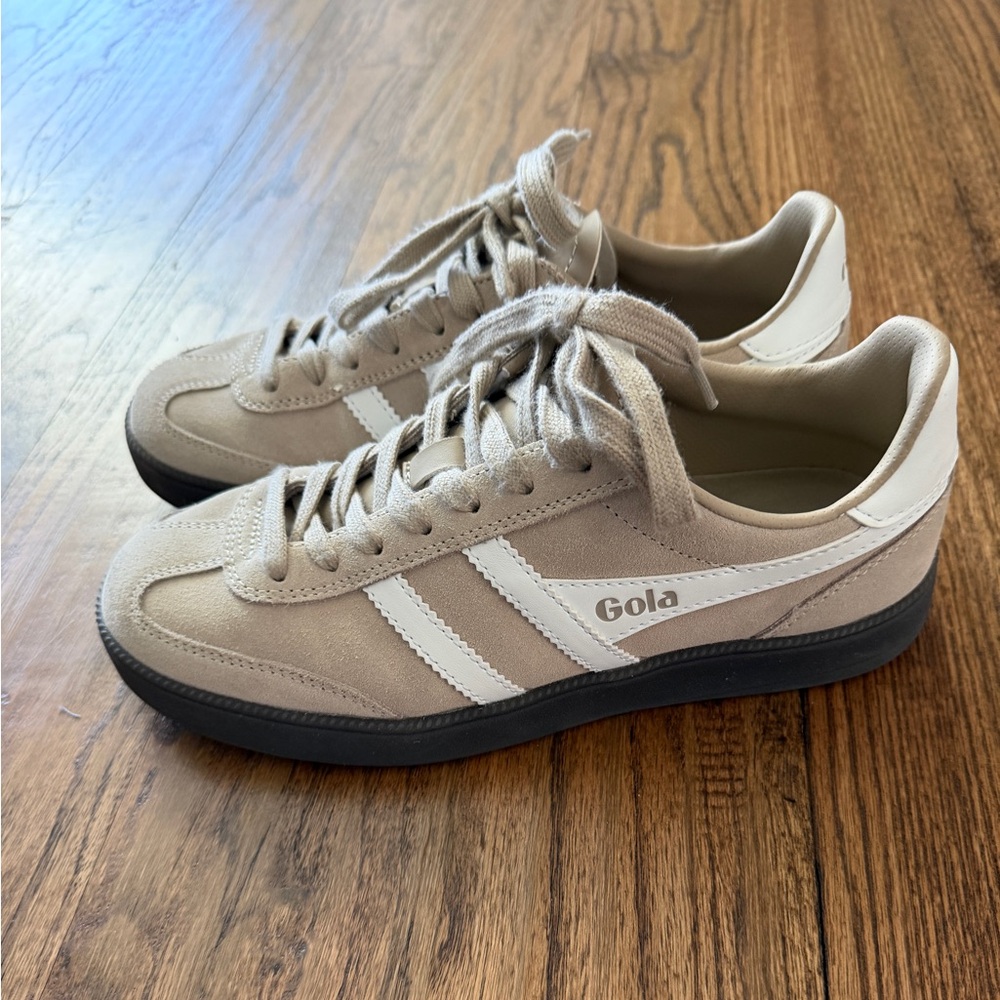 Gola VIPER Women’s Bone (Tan) and White Sneakers